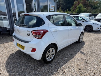 Used Hyundai i10 2014 for sale - 79236805: Photo