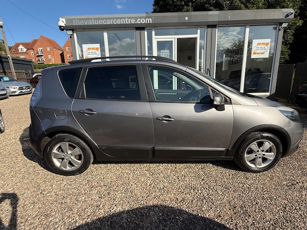 Used Renault Scenic Xmod 2015 for sale - 75657819: Photo 2