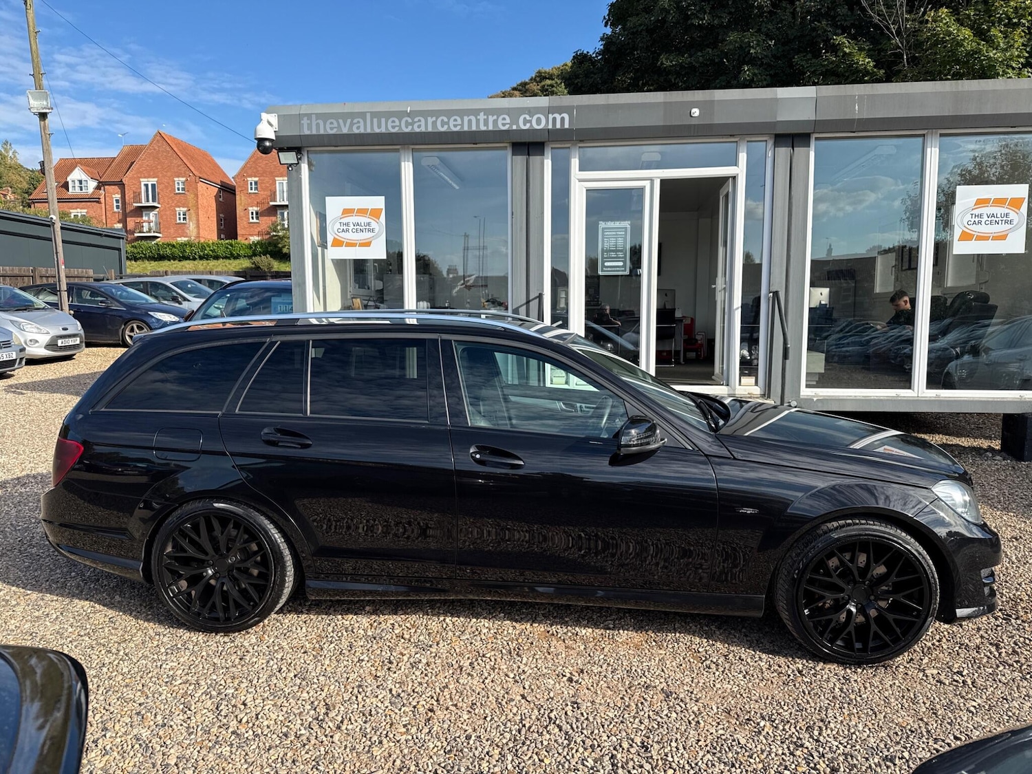 Used Mercedes-Benz C Class 2013 for sale - 76866519: Photo 2