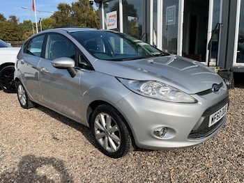 Used Ford Fiesta 2010 for sale - 76152462: Photo