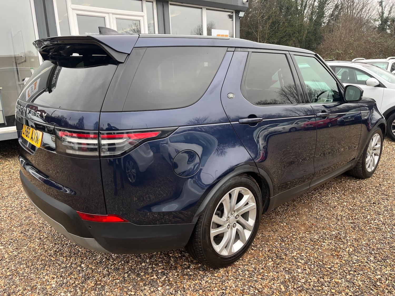 Used Land Rover Discovery 2018 for sale - 76964391: Photo 4