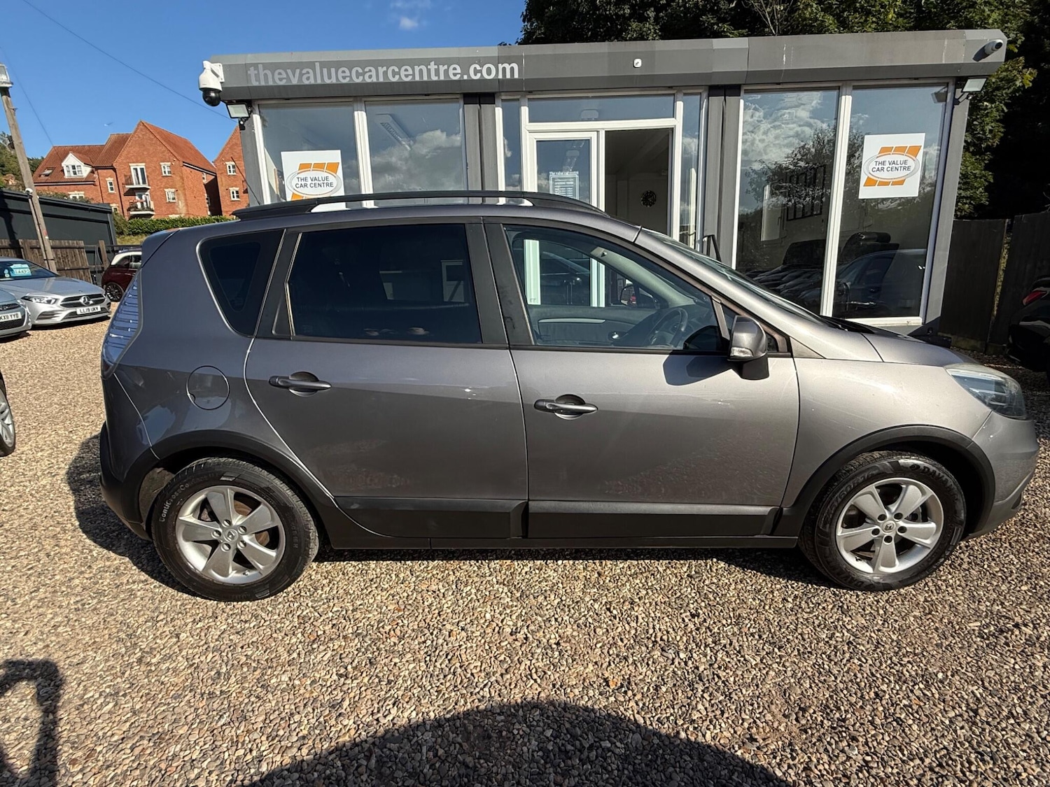 Used Renault Scenic Xmod 2015 for sale - 76988043: Photo 2