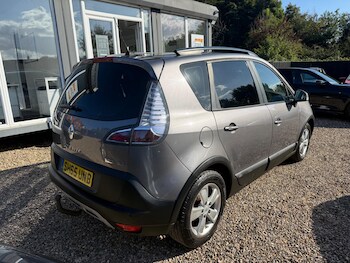 Used Renault Scenic Xmod 2015 for sale - 76988043: Photo