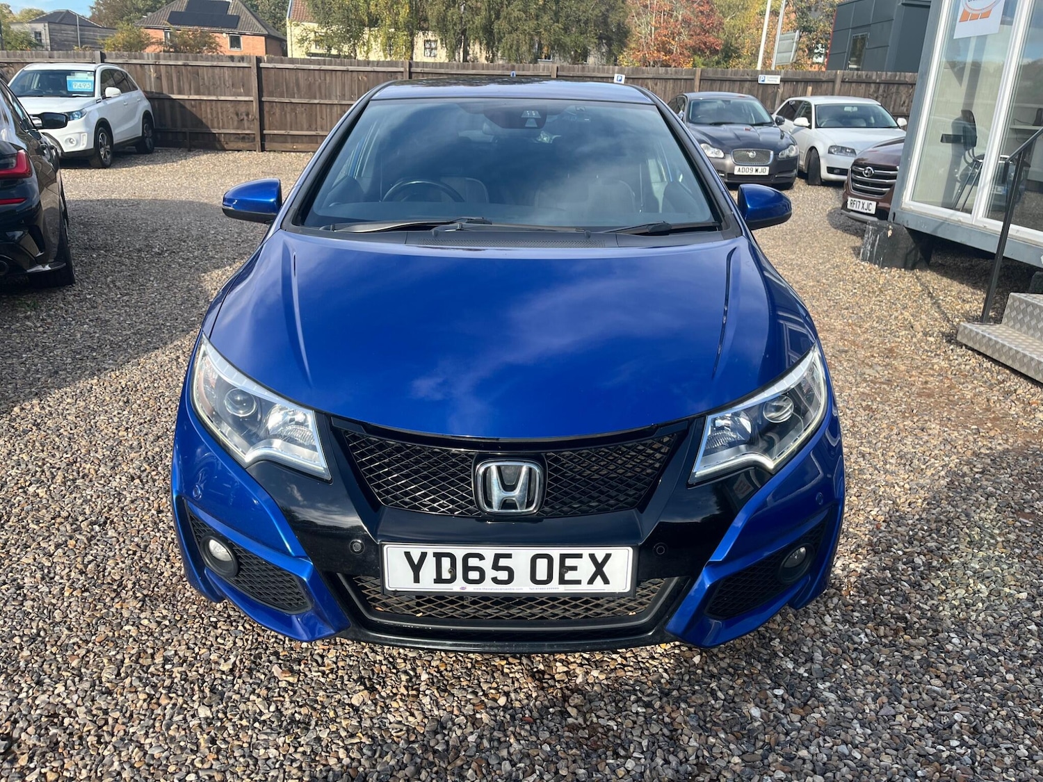 Used Honda Civic 2015 for sale - 76327106: Photo 2