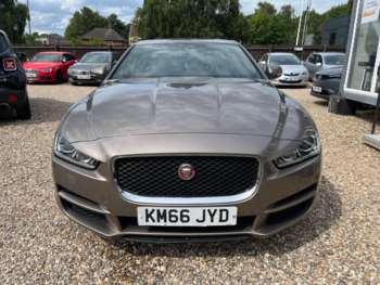 Used Jaguar XE 2016 for sale - 75103109: Photo