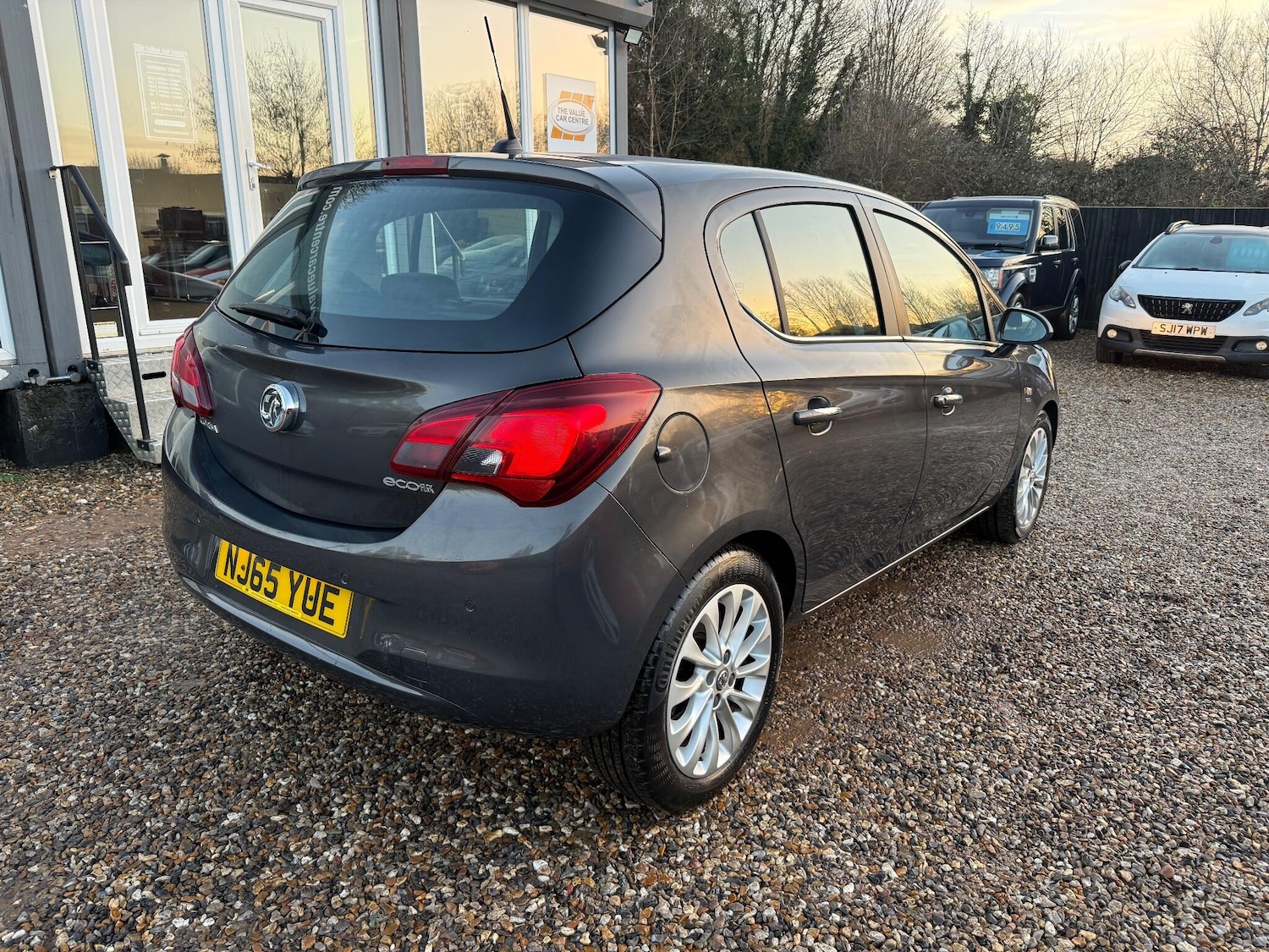 Used Vauxhall Corsa 2015 for sale - 77040777: Photo 3