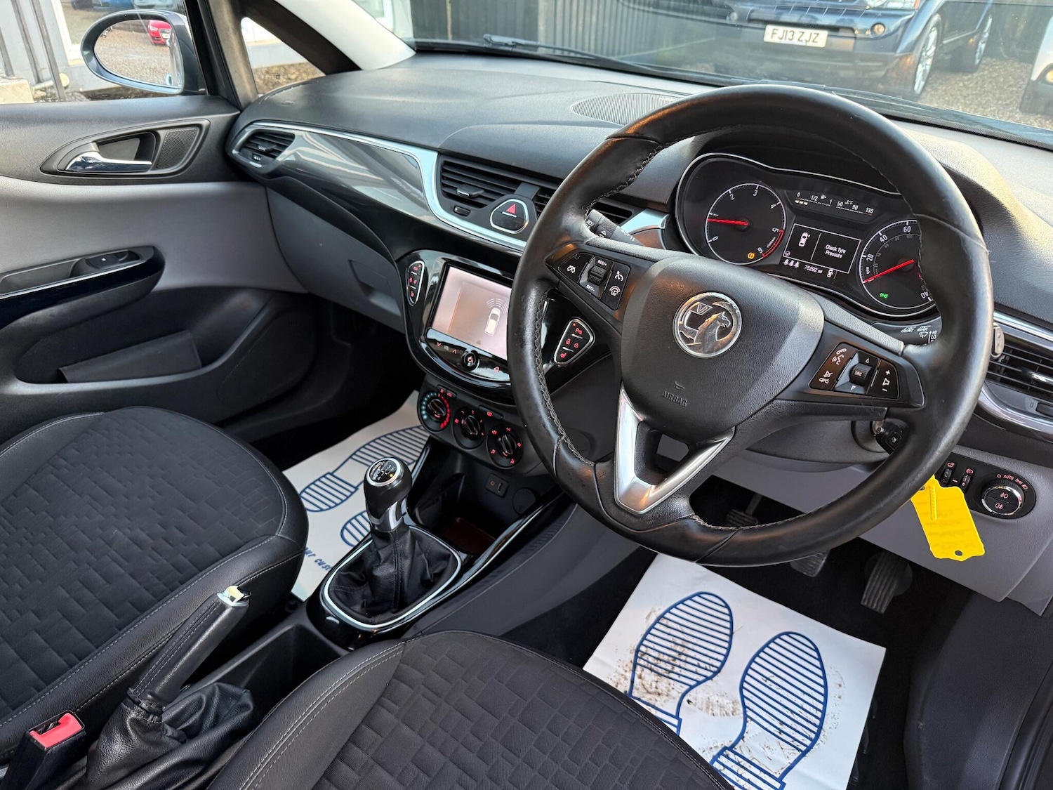 Used Vauxhall Corsa 2015 for sale - 77040777: Photo 9