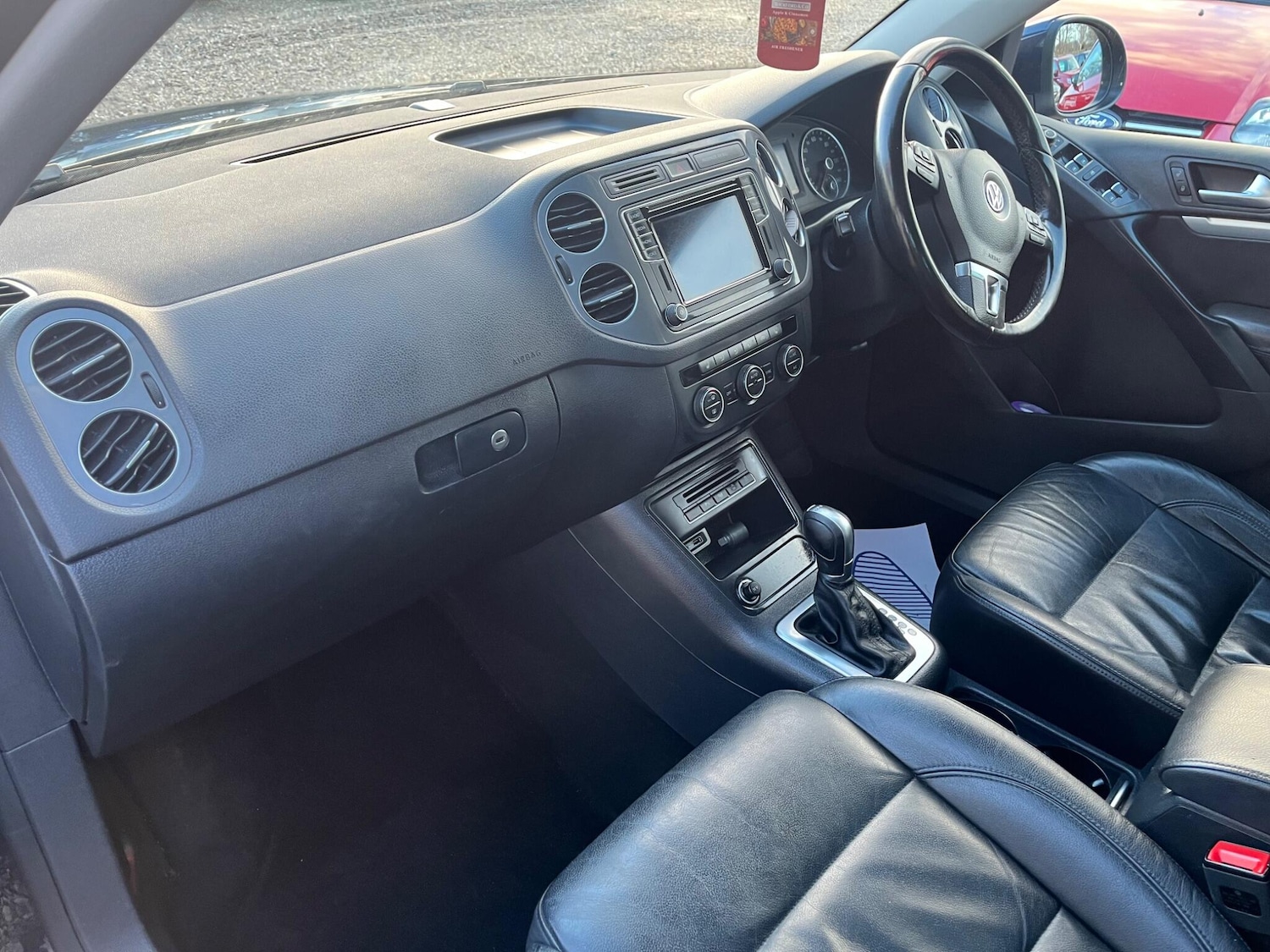 Used Volkswagen Tiguan 2015 for sale - 77143035: Photo 11