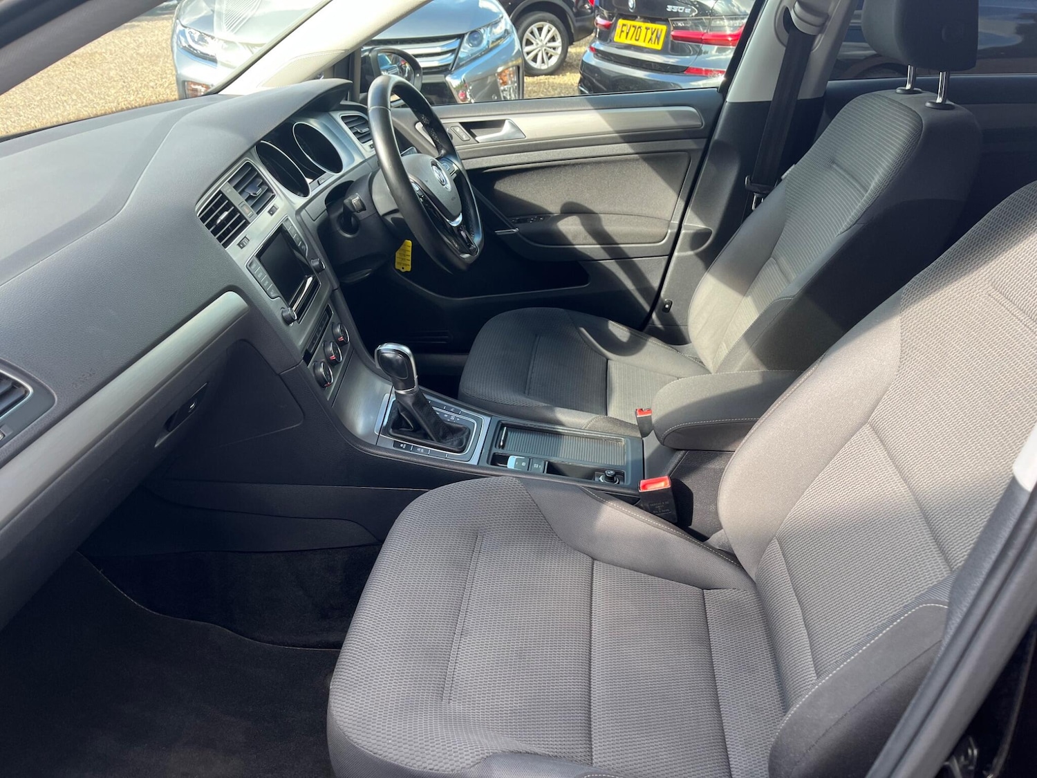 Used Volkswagen Golf 2014 for sale - 75977528: Photo 11