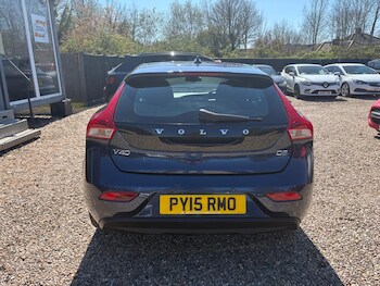 Used Volvo V40 2015 for sale - 78057860: Photo