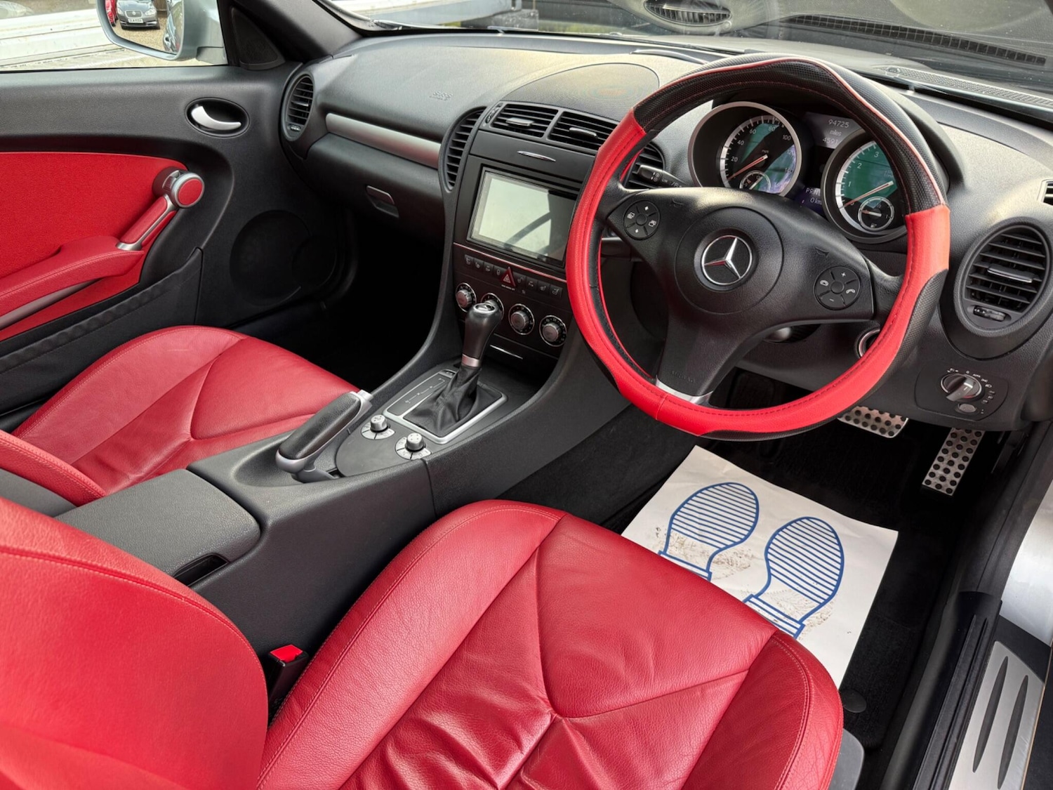 Used Mercedes-Benz SLK 2008 for sale - 76993943: Photo 9