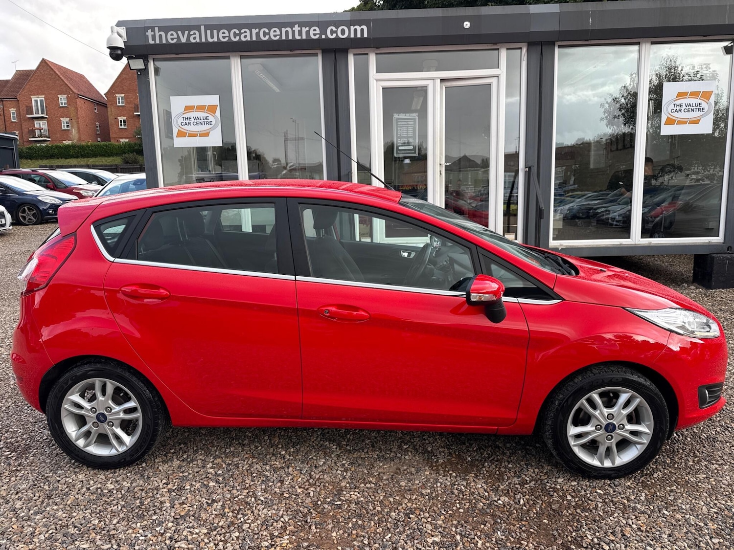 Used Ford Fiesta 2017 for sale - 76000773: Photo 2