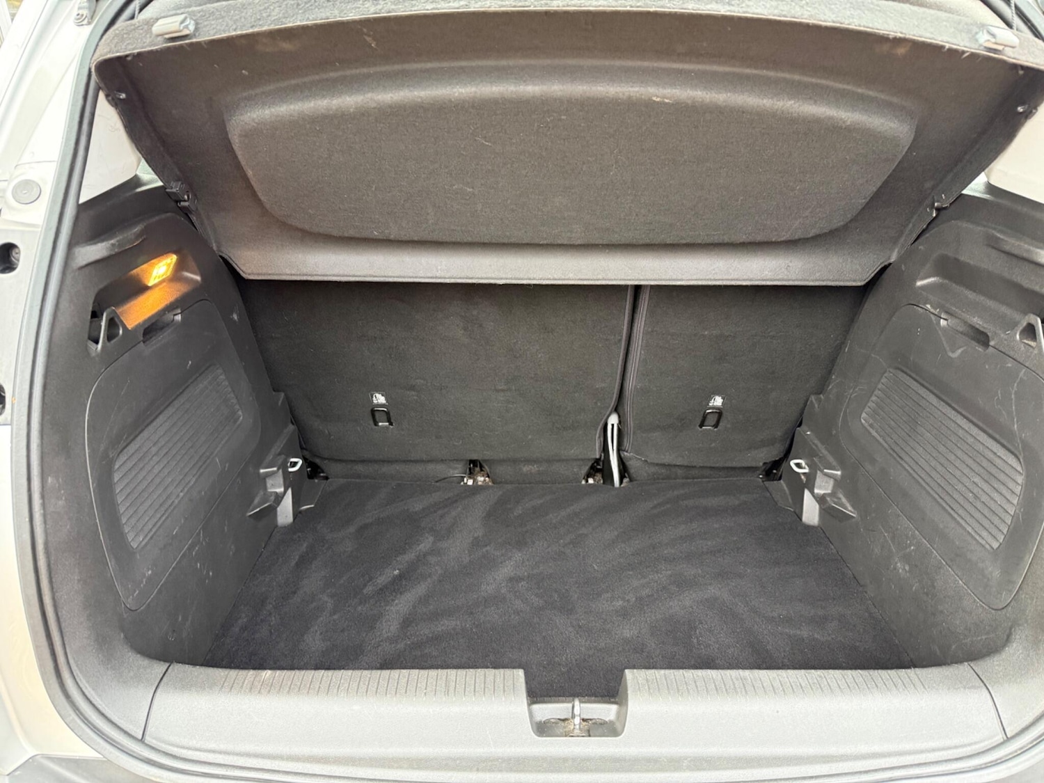 Used Vauxhall Crossland X 2018 for sale - 76989957: Photo 11