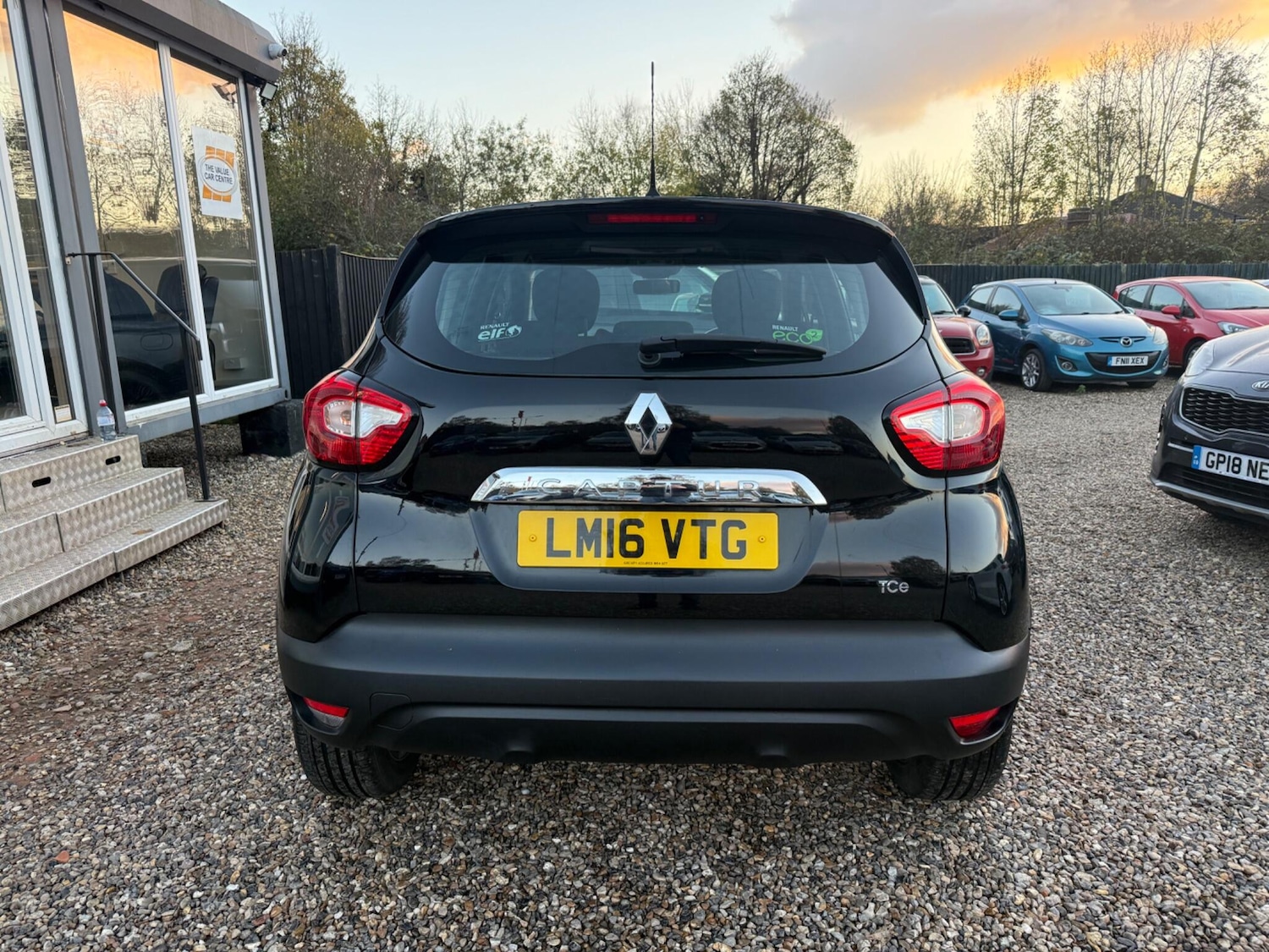Used Renault Captur 2016 for sale - 76607982: Photo 4