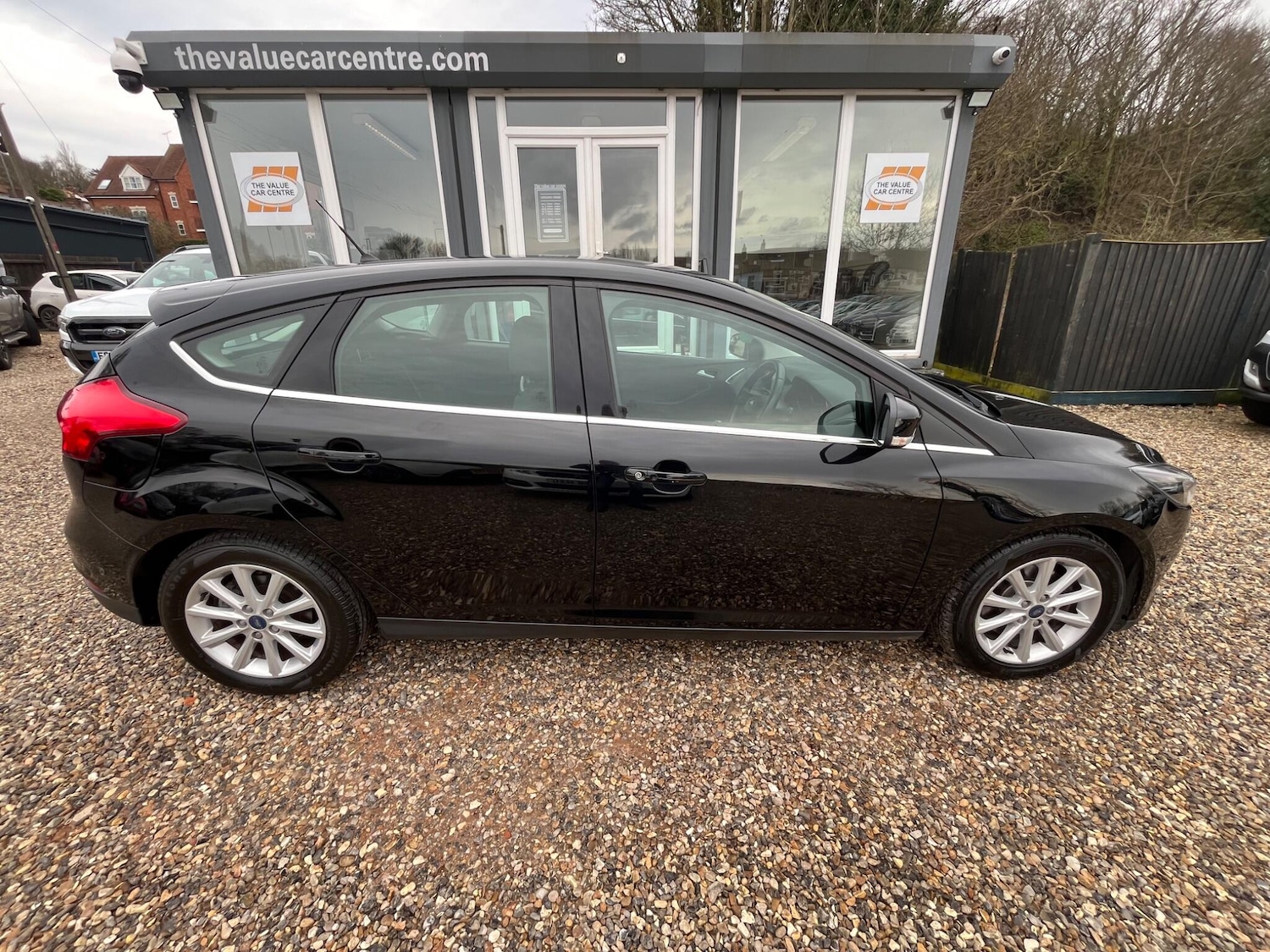 Used Ford Focus 2017 for sale - 77625163: Photo 3