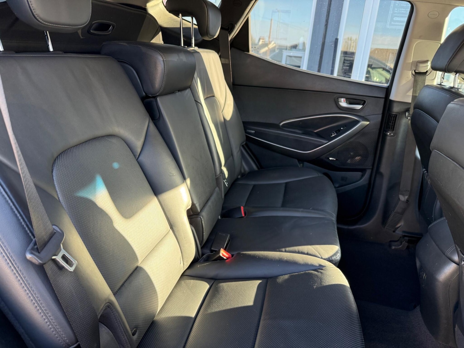 Used Hyundai Santa Fe 2016 for sale - 76996184: Photo 10