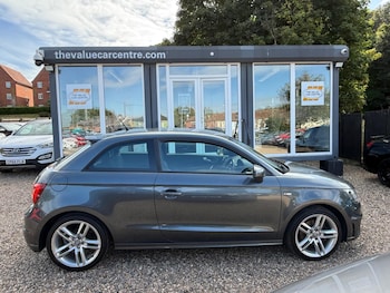 Used Audi A1 2011 for sale - 75905302: Photo