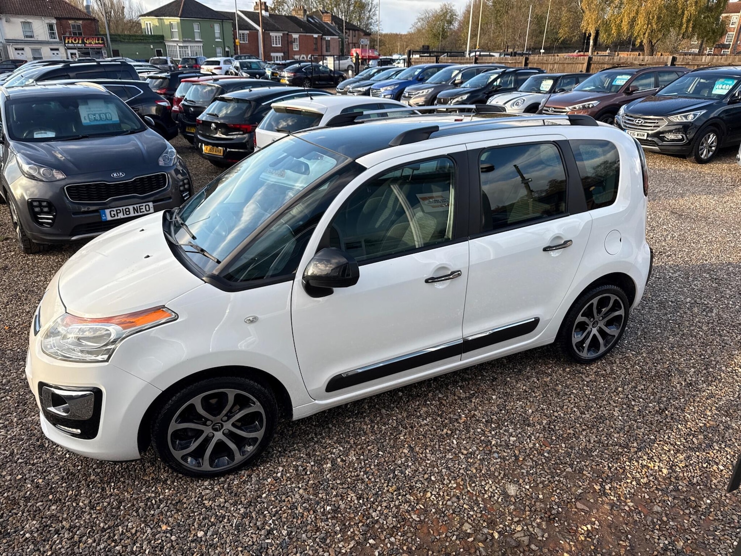 Used Citroen C3 Picasso 2017 for sale - 76585526: Photo 7