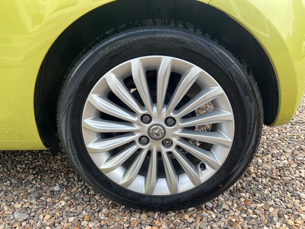 Used Vauxhall ADAM 2014 for sale - 75173730: Photo 8