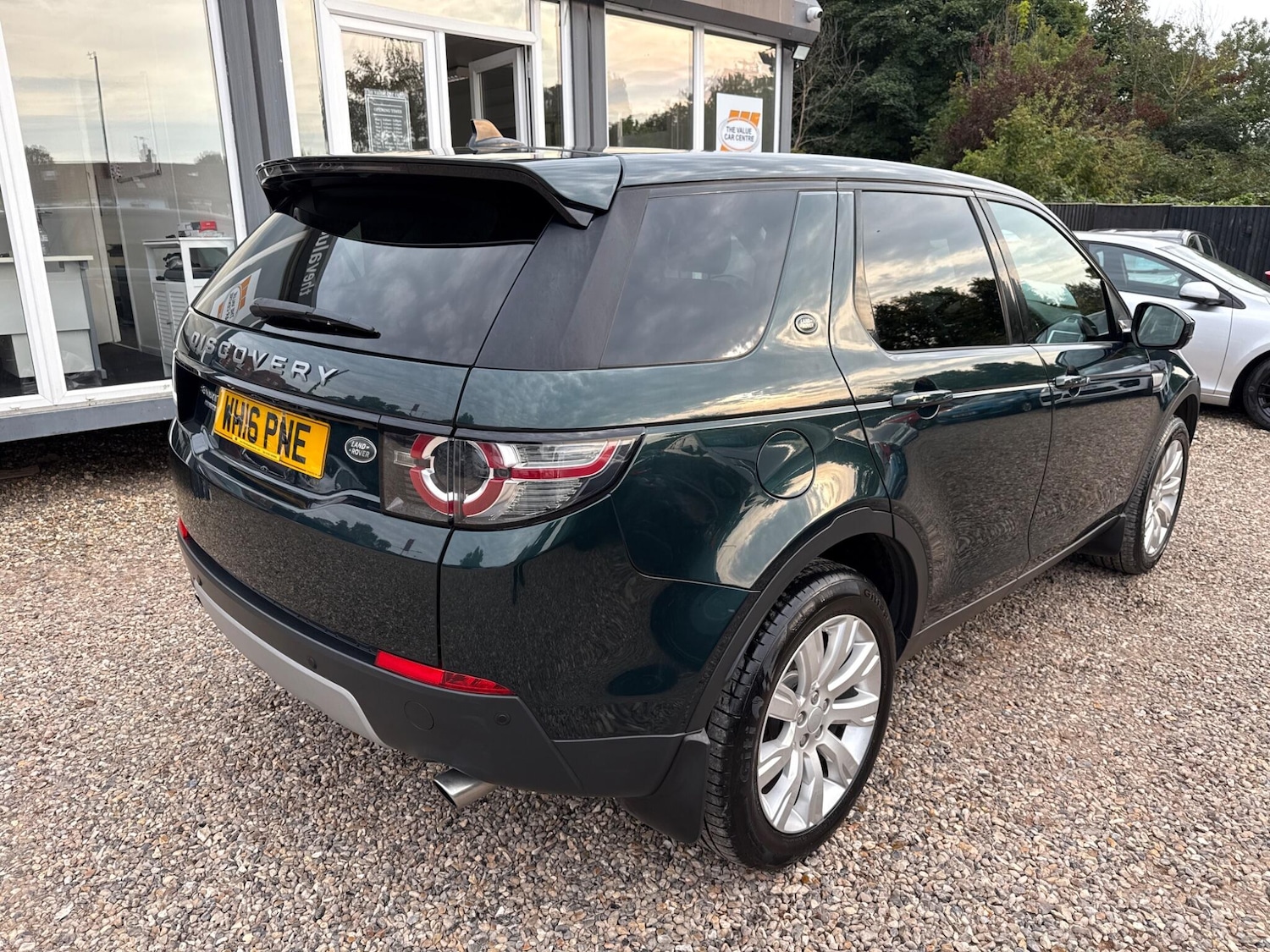Used Land Rover Discovery Sport 2016 for sale - 76424717: Photo 3