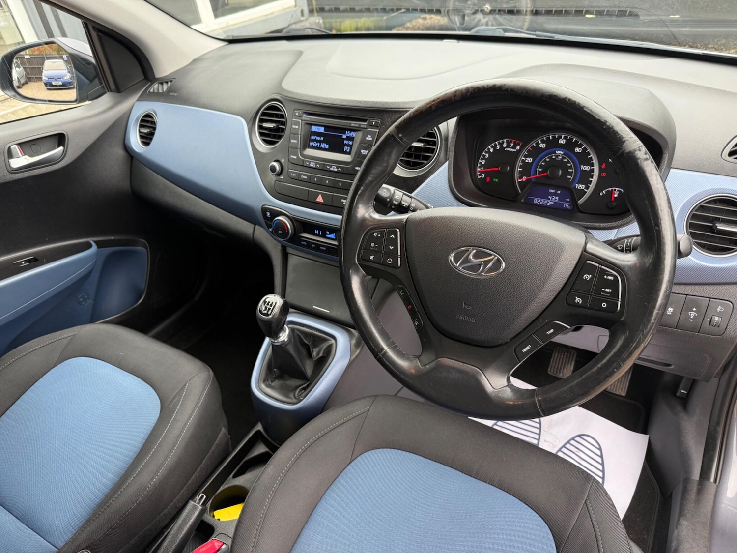 Used Hyundai i10 2015 for sale - 76152595: Photo 9