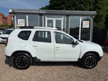 Used Dacia Duster 2016 for sale - 74958305: Photo