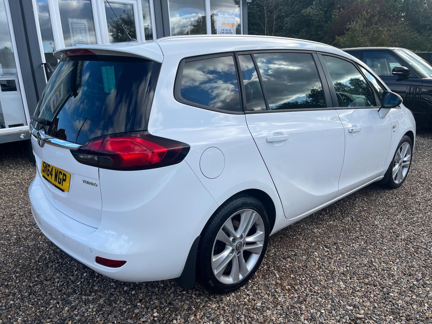 Used Vauxhall Zafira Tourer 2014 for sale - 76337753: Photo 4