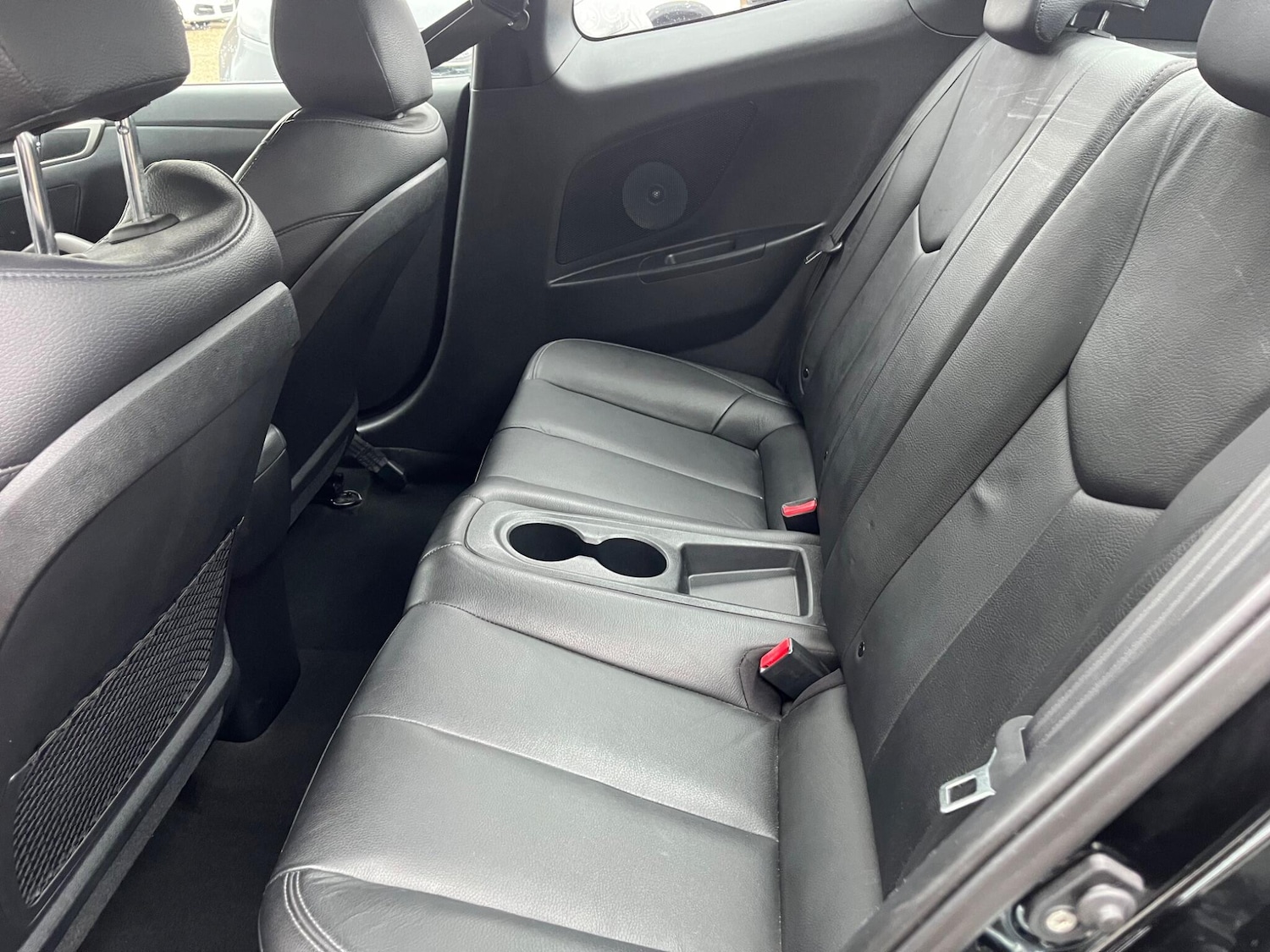 Used Hyundai Veloster 2012 for sale - 76349391: Photo 9