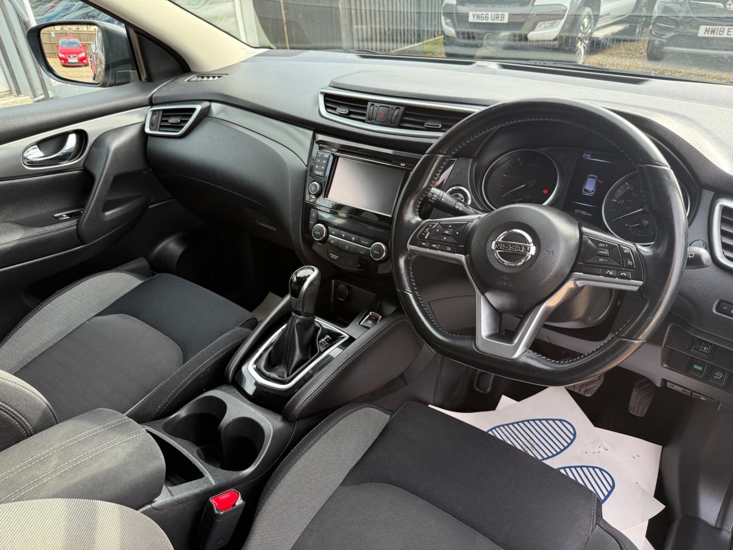 Used Nissan Qashqai 2017 for sale - 77575014: Photo 9