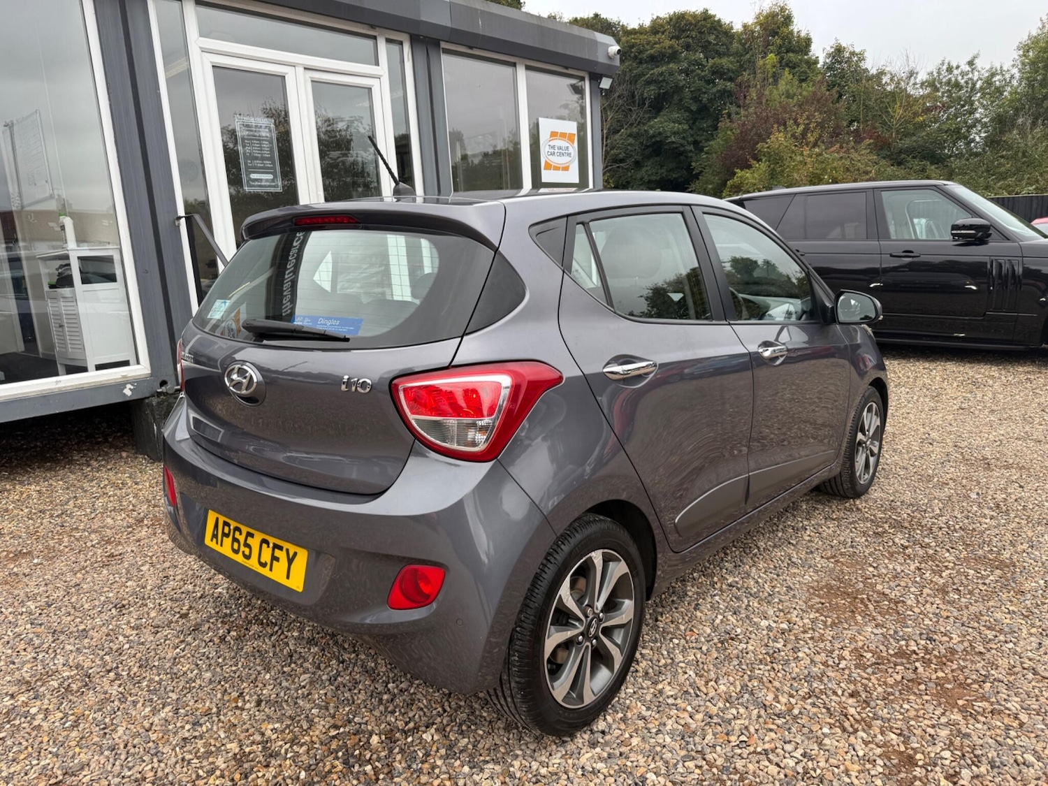 Used Hyundai i10 for sale - 76989282: Photo 3