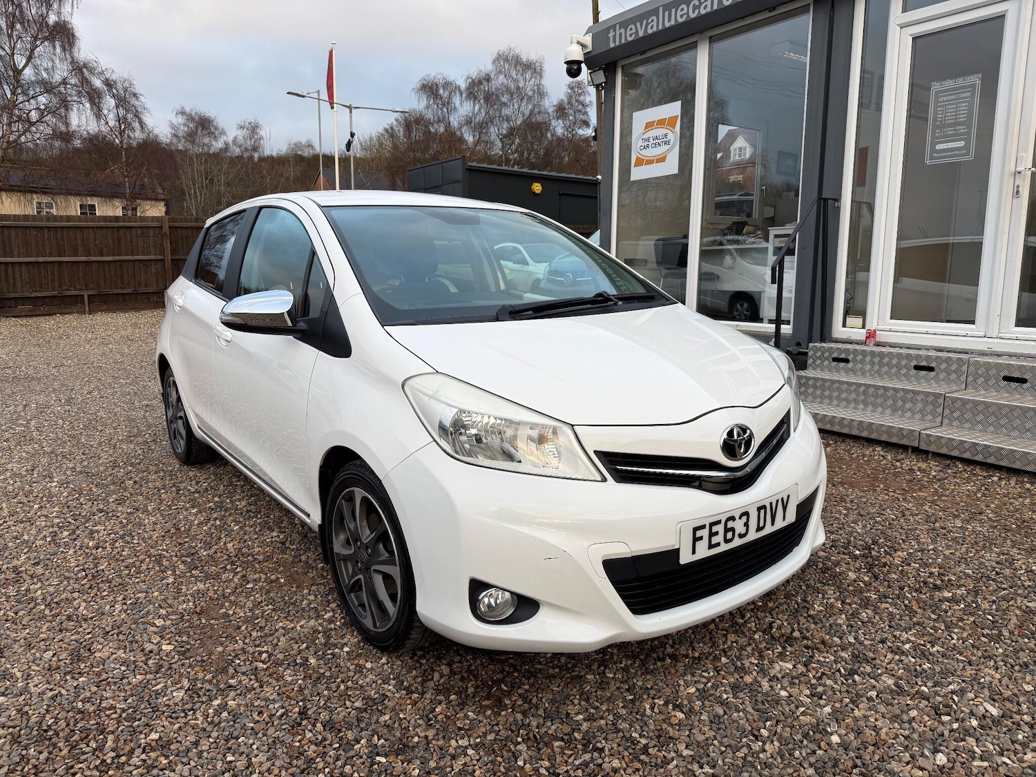 Used Toyota Yaris 2013 for sale - 76913966: Photo 1