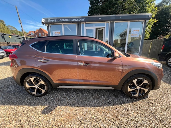 Used Hyundai TUCSON 2017 for sale - 76032232: Photo 3