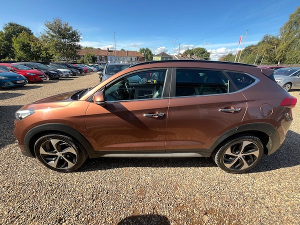 Used Hyundai TUCSON 2017 for sale - 76032232: Photo 9