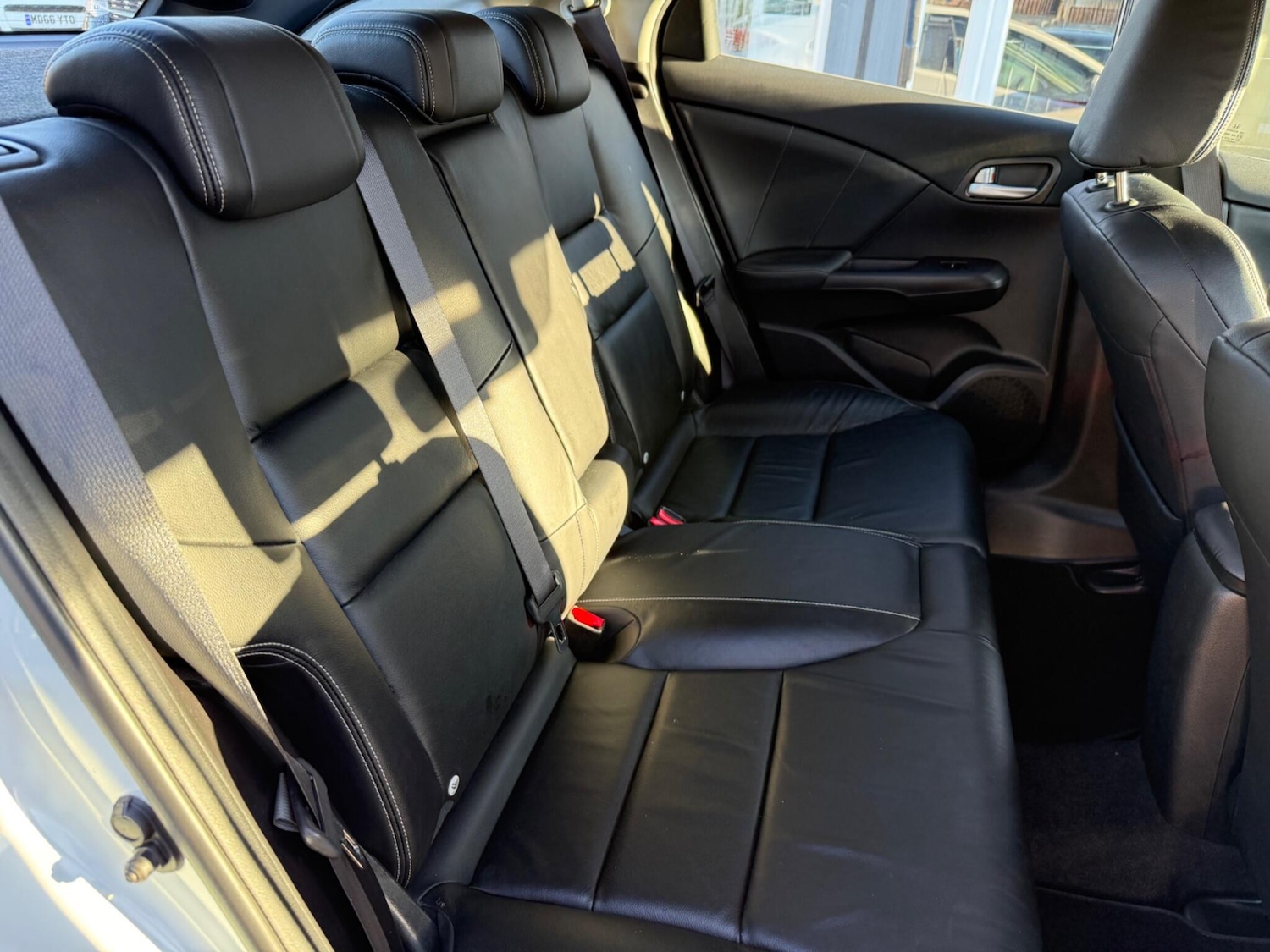 Used Honda Civic 2012 for sale - 76620525: Photo 11