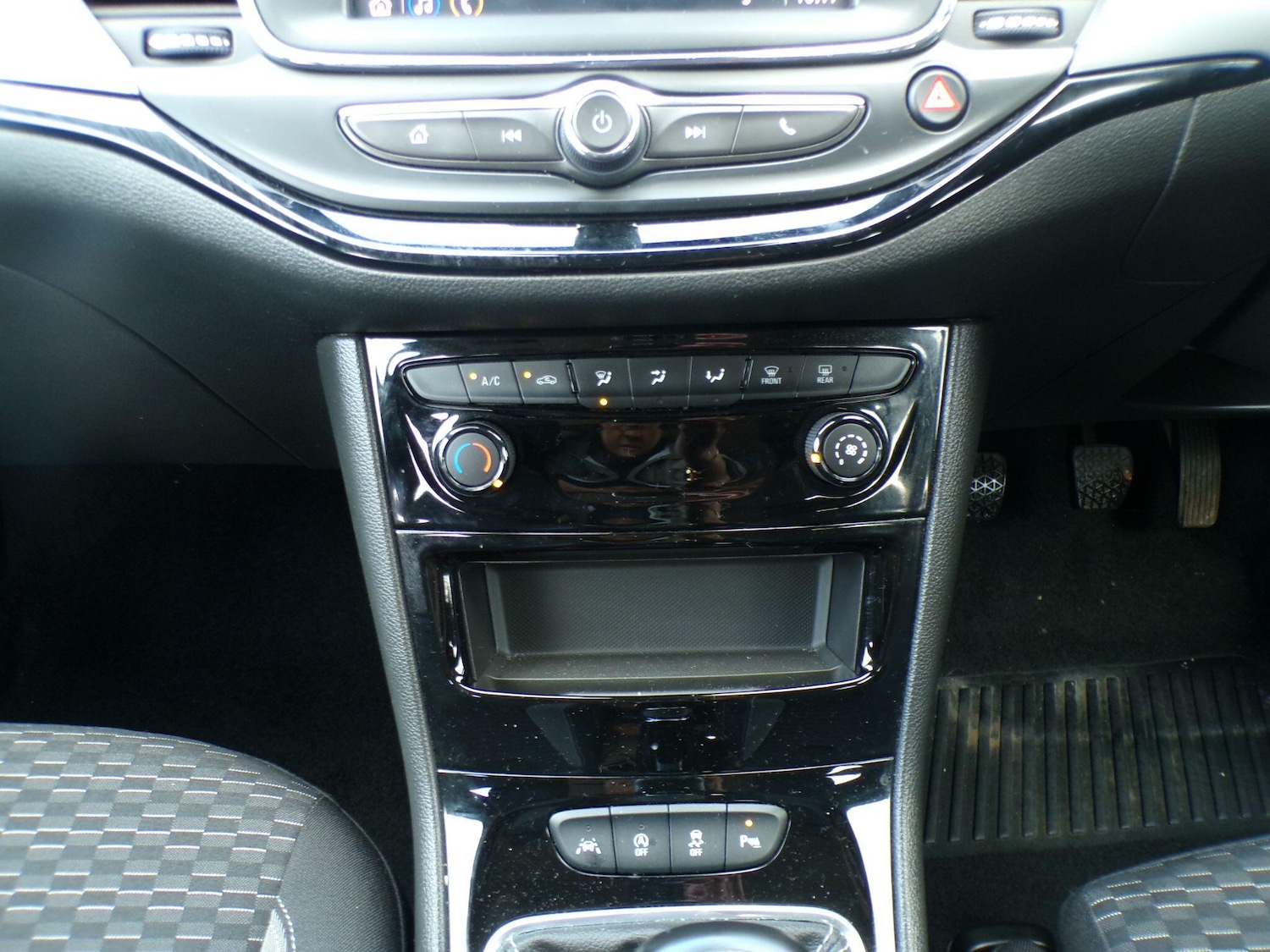 Used Vauxhall Astra 2020 for sale - 76645955: Photo 22