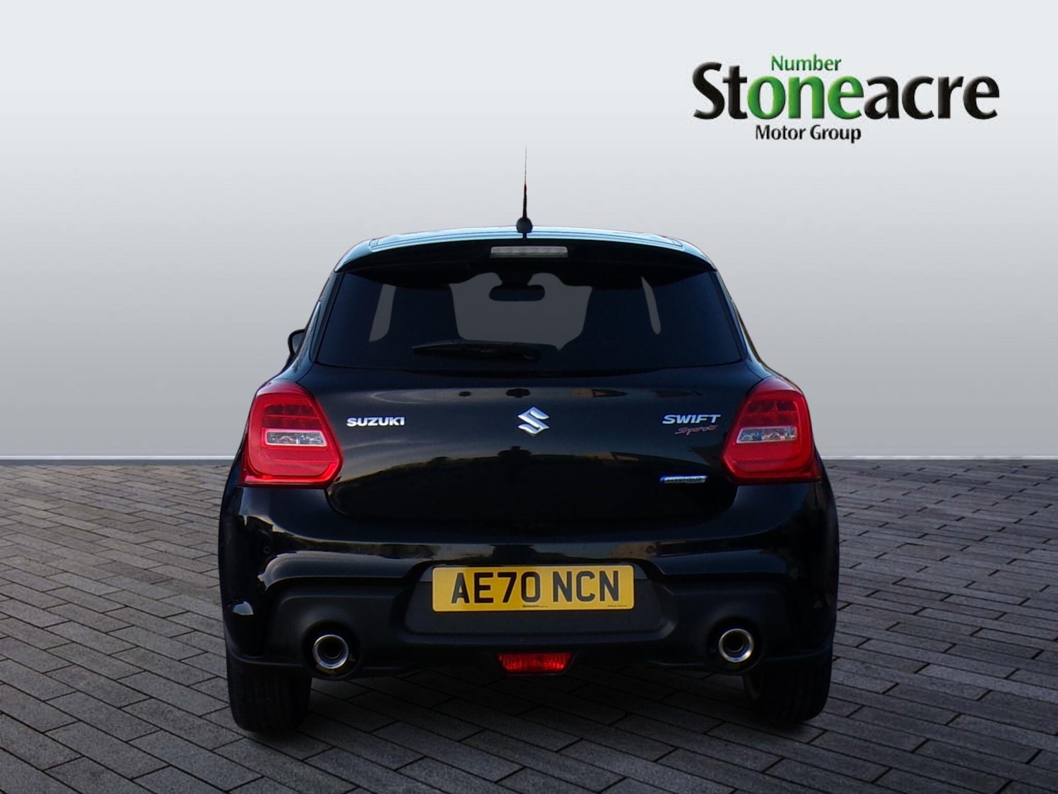 Used Suzuki Swift for sale - 77387000: Photo 4