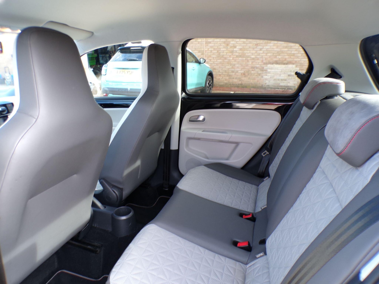 Used Volkswagen up! 2019 for sale - 77754107: Photo 14