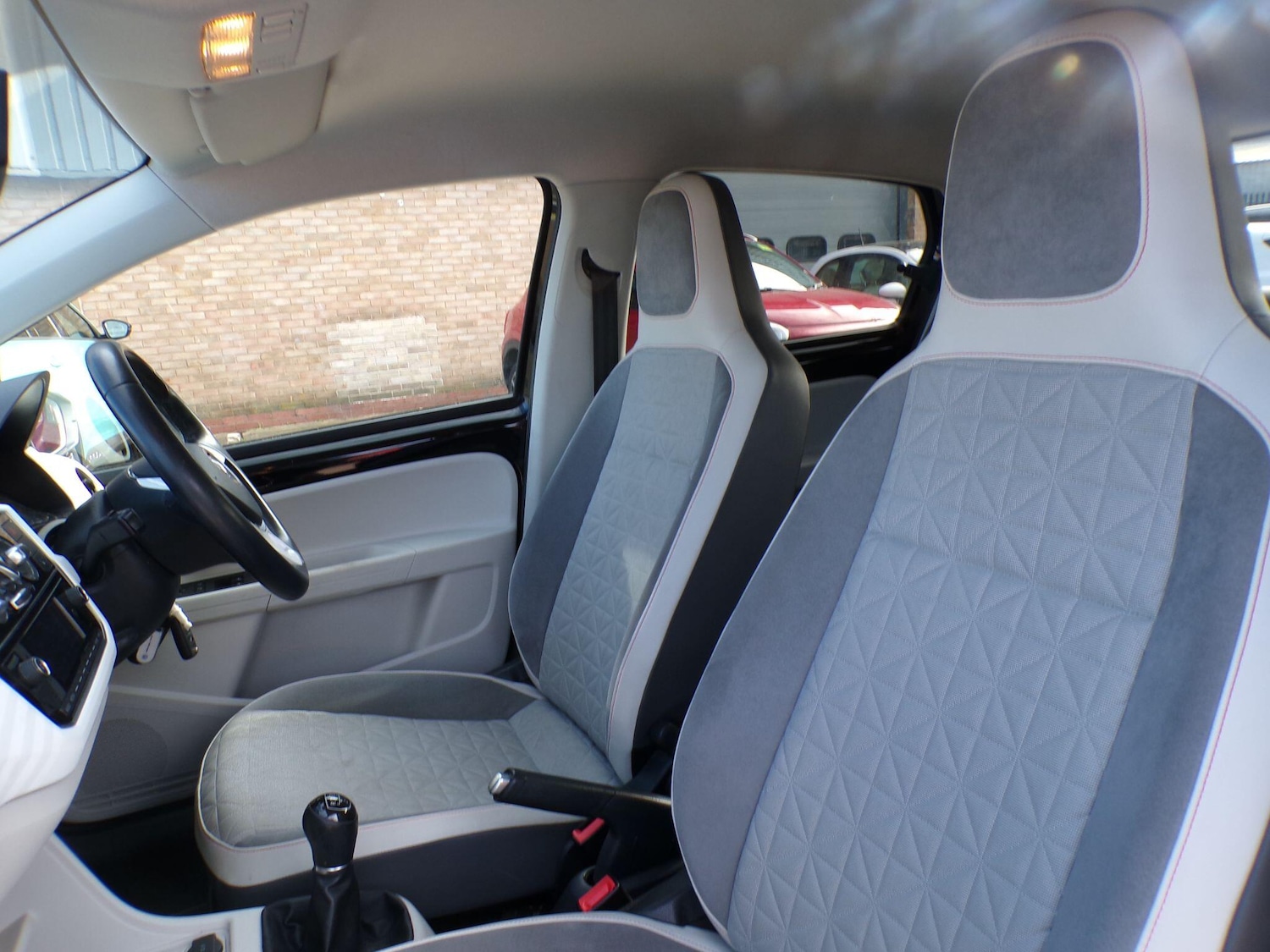 Used Volkswagen up! 2019 for sale - 77754107: Photo 15