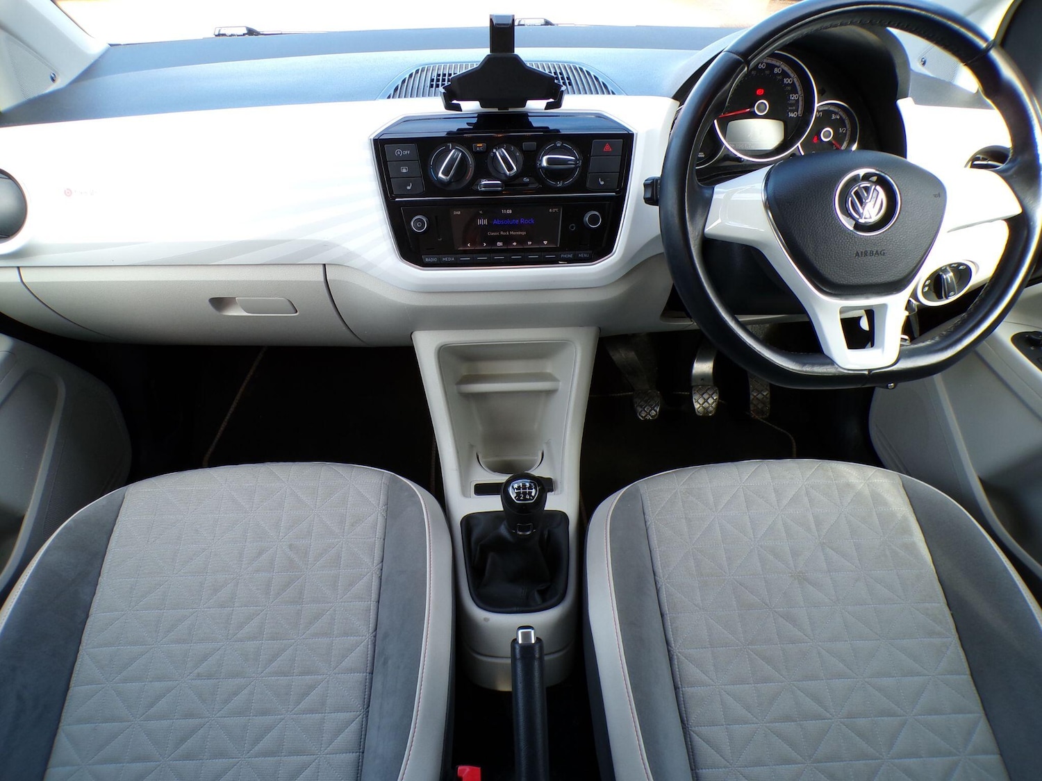 Used Volkswagen up! 2019 for sale - 77754107: Photo 18