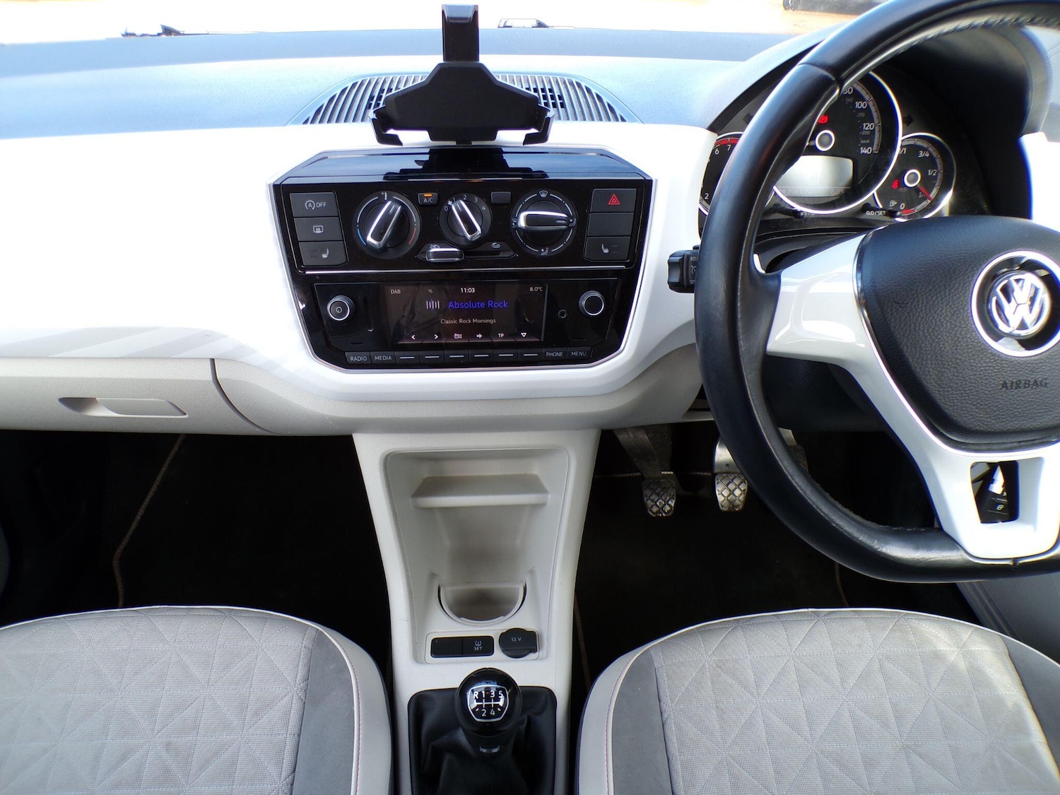 Used Volkswagen up! 2019 for sale - 77754107: Photo 21