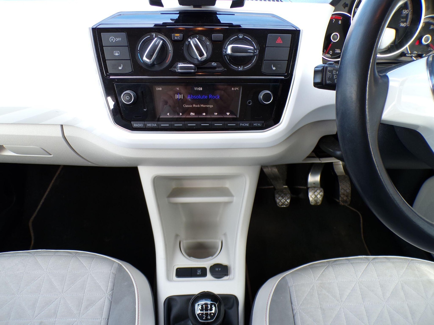 Used Volkswagen up! 2019 for sale - 77754107: Photo 22