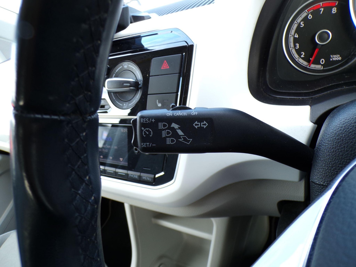 Used Volkswagen up! 2019 for sale - 77754107: Photo 26