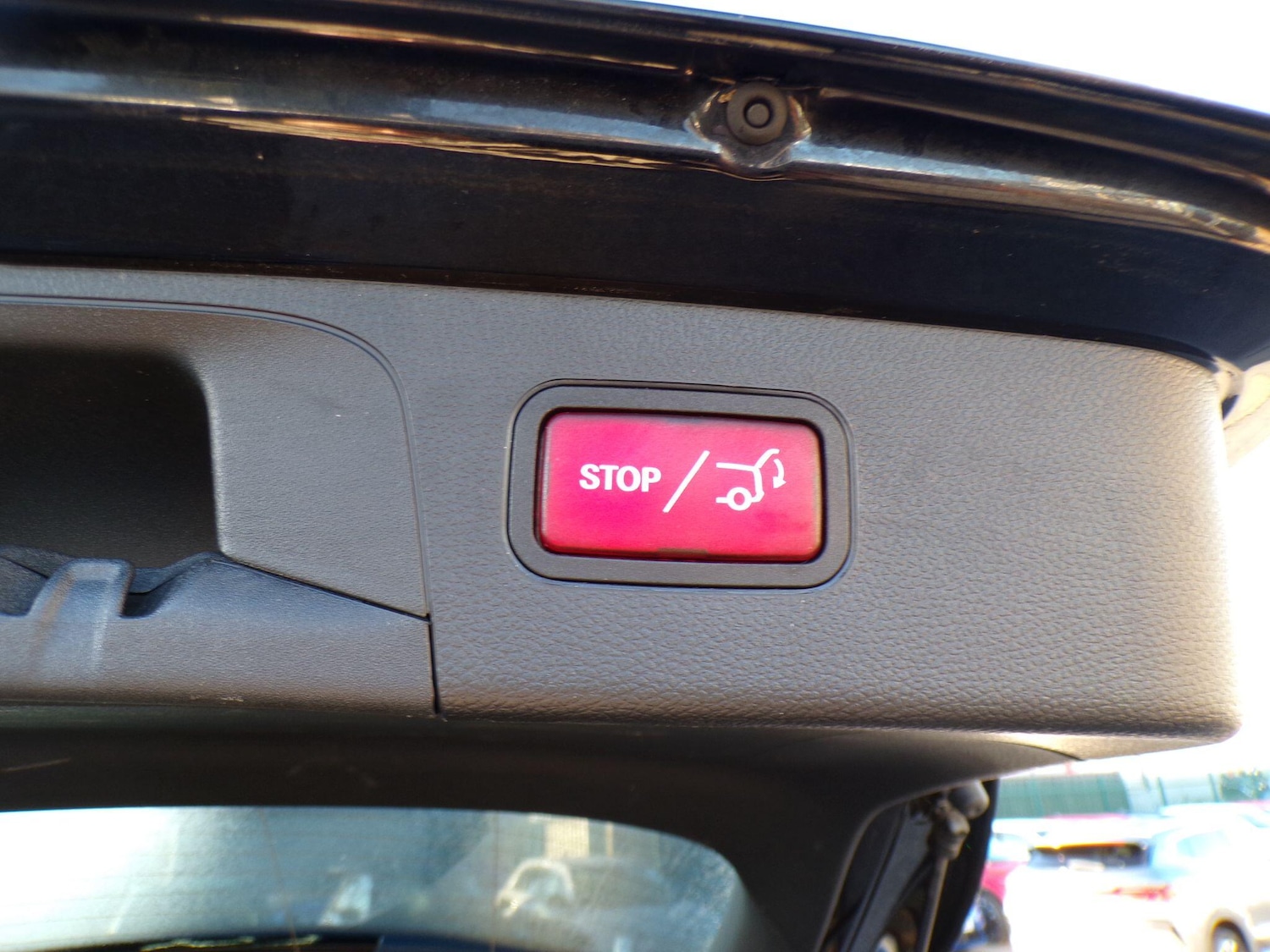 Used Mercedes-Benz GLC 2020 for sale - 76381126: Photo 13