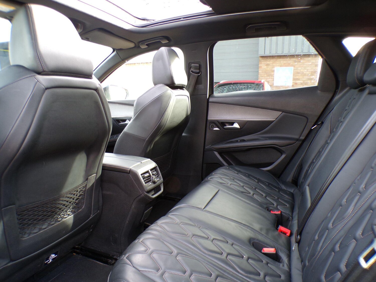 Used Peugeot 3008 2020 for sale - 76060515: Photo 14