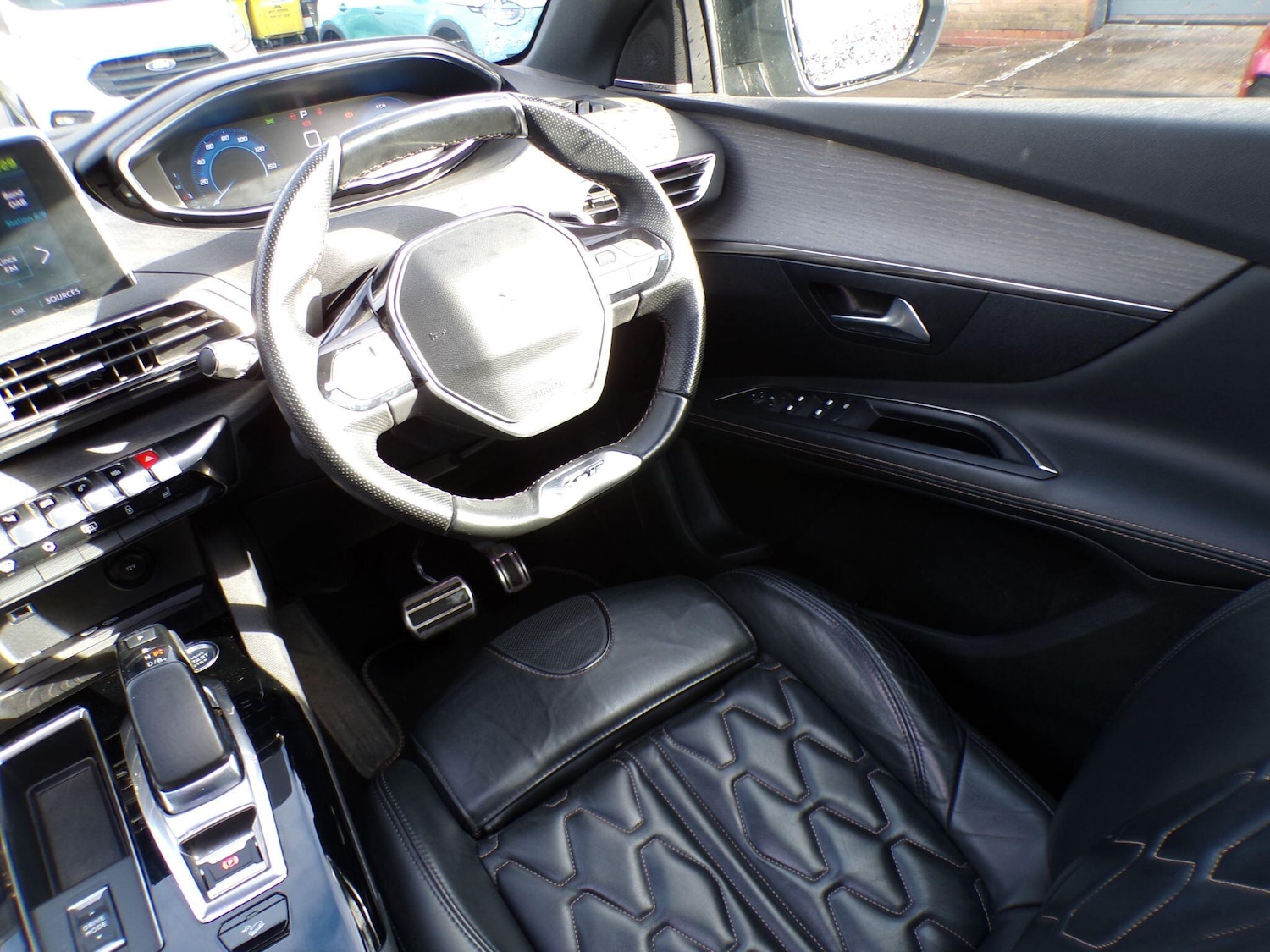 Used Peugeot 3008 2020 for sale - 76060515: Photo 17