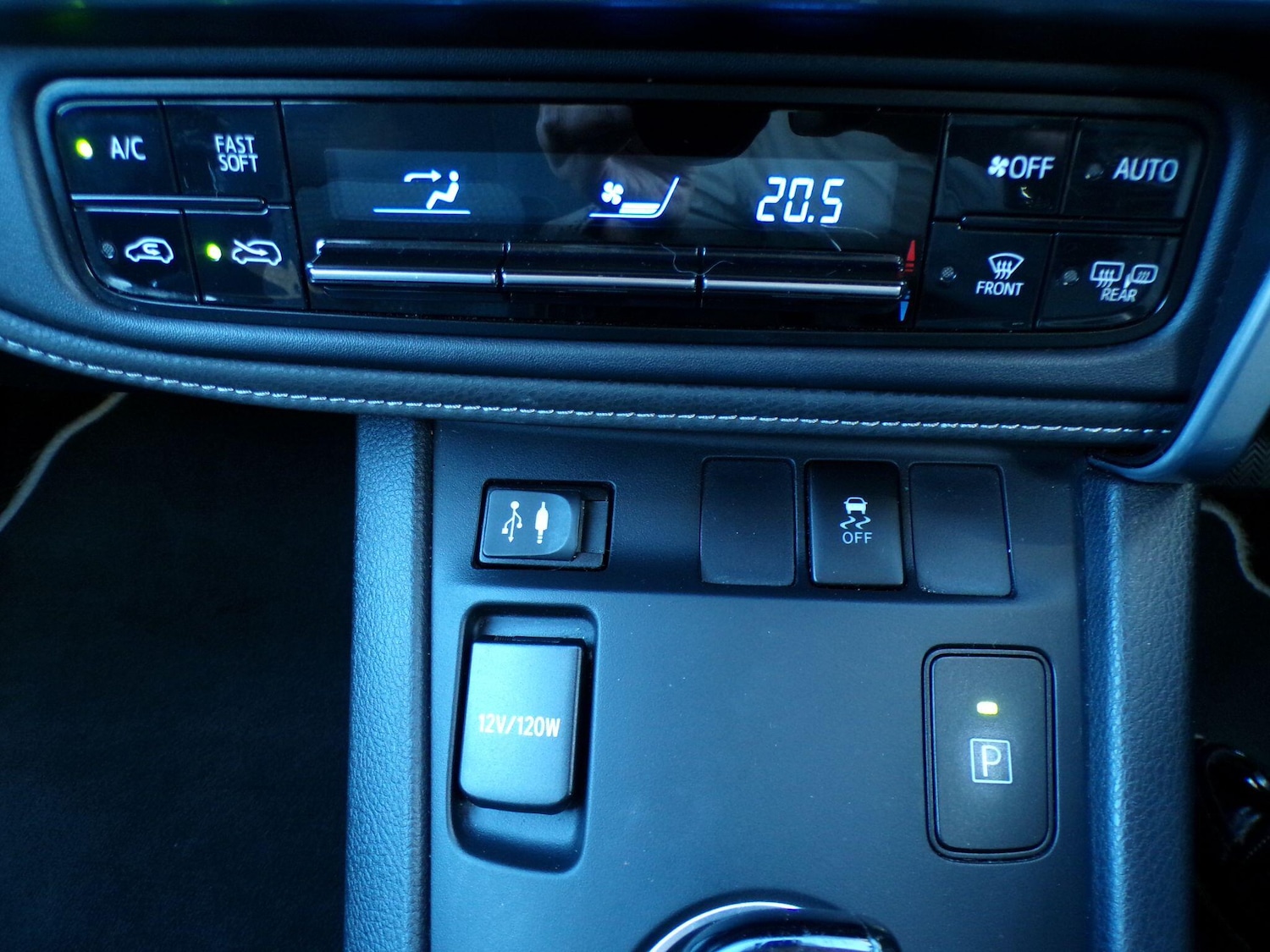 Used Toyota Auris 2018 for sale - 76398657: Photo 23