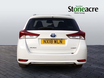 Used Toyota Auris 2018 for sale - 76398657: Photo