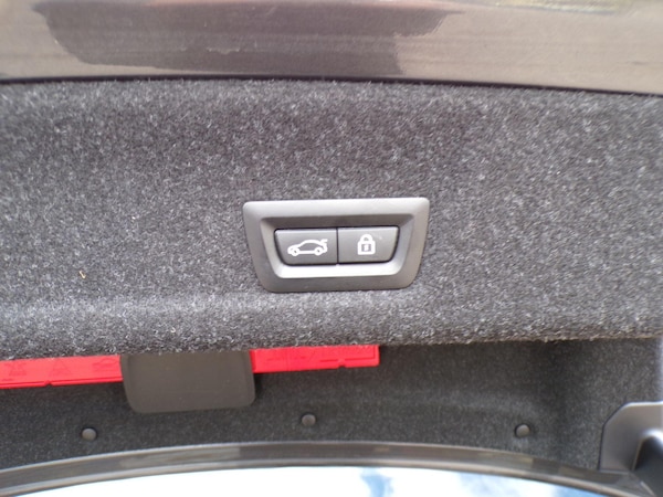 Used BMW 3 Series 2021 for sale - 76137950: Photo 11
