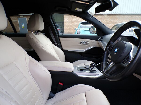Used BMW 3 Series 2021 for sale - 76137950: Photo 12