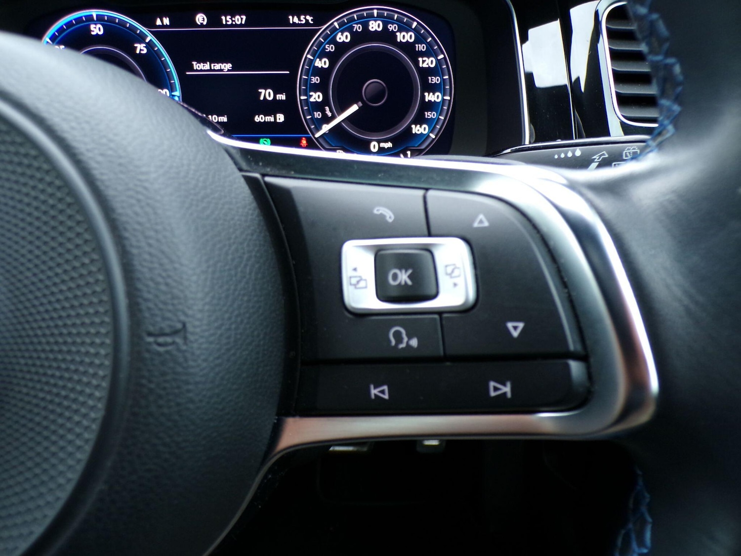 Used Volkswagen Golf 2017 for sale - 76485667: Photo 30